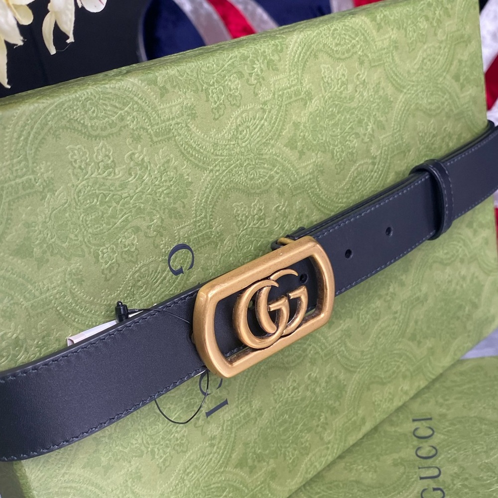 Gucci GG black leather belt